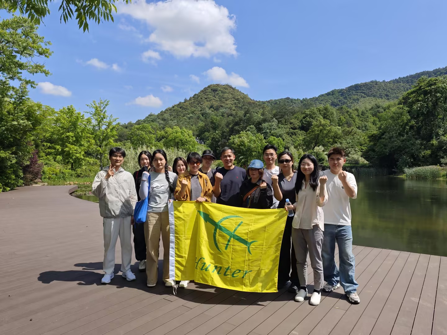 Планината помни, вятърът помни, ние помним: Anji Team Building – Групата отива по-далеч от една сама